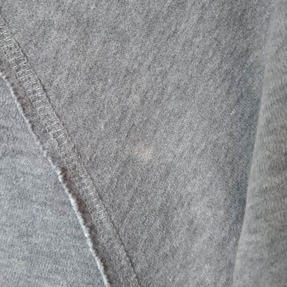 Harry Potter Gryffindor Universal Studios Pullover - Picture 3 of 7